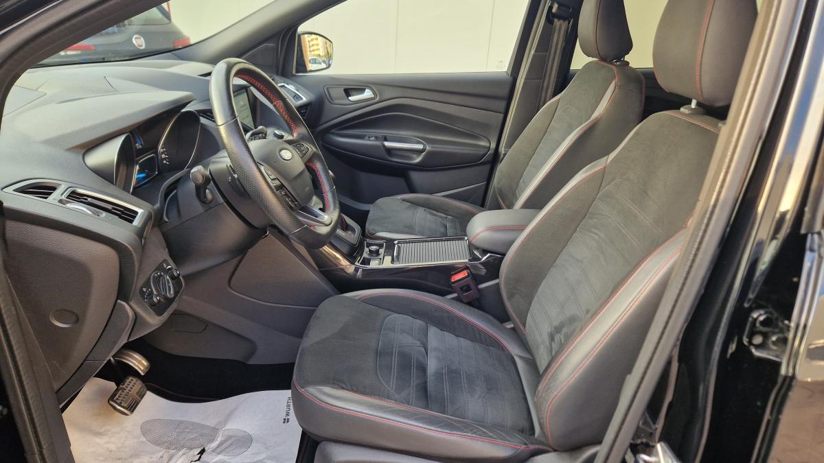 Ford Kuga 2.0 TDCI 180 CV 4WD Powershift ST-Line